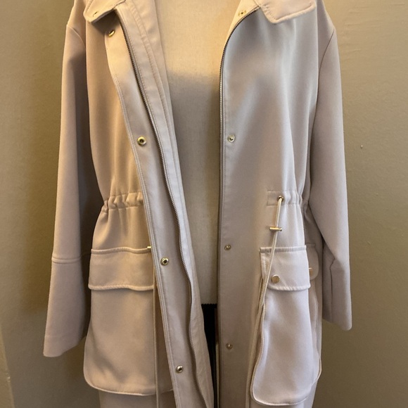 H&M Light Beige Utility Jacket with Drawstring - Picture 6 of 10